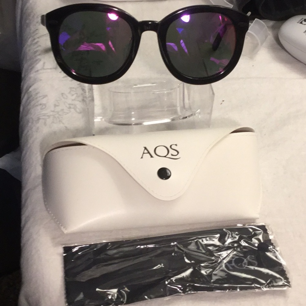 AOS BET 002 s. 51-24 145 Black Frames purple lens.